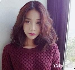 短发水波纹烫发图片,轻盈灵动，尽显时尚魅力