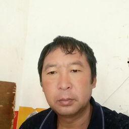 黄亮个人资料,才华横溢的青年才俊，多领域成就斐然